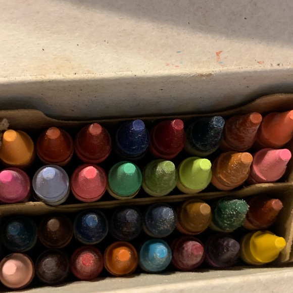 Vintage Crayola Crayon Big Box 96 Crayons with Built in Sharpener 1992 - Picture 8 of 12